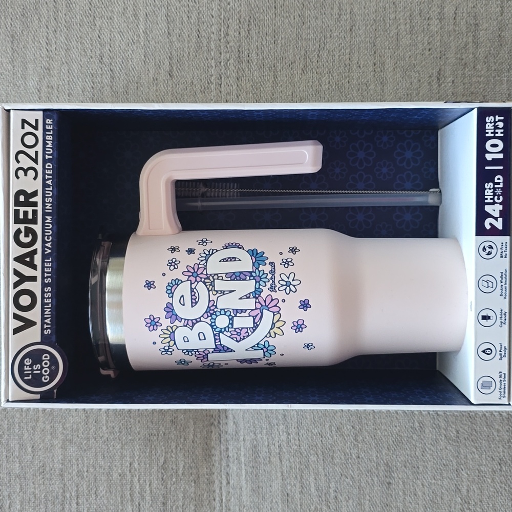 Life is Good Voyager 32 Oz Voyager Tumbler Whisper Pink NWT